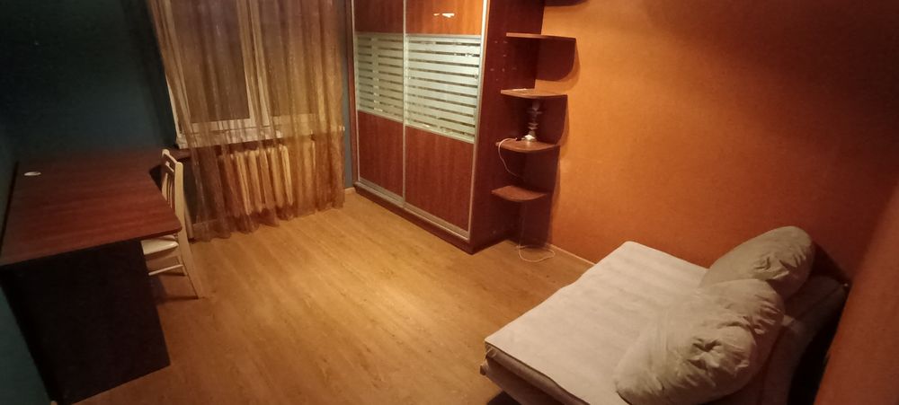 Шулявка, Караваевы дачи ,ул. Яблонской 6