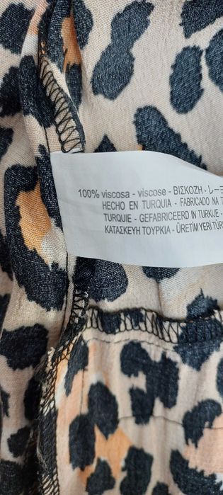 Wiskozowa marynarka w panterkę BERSHKA, R. S-L