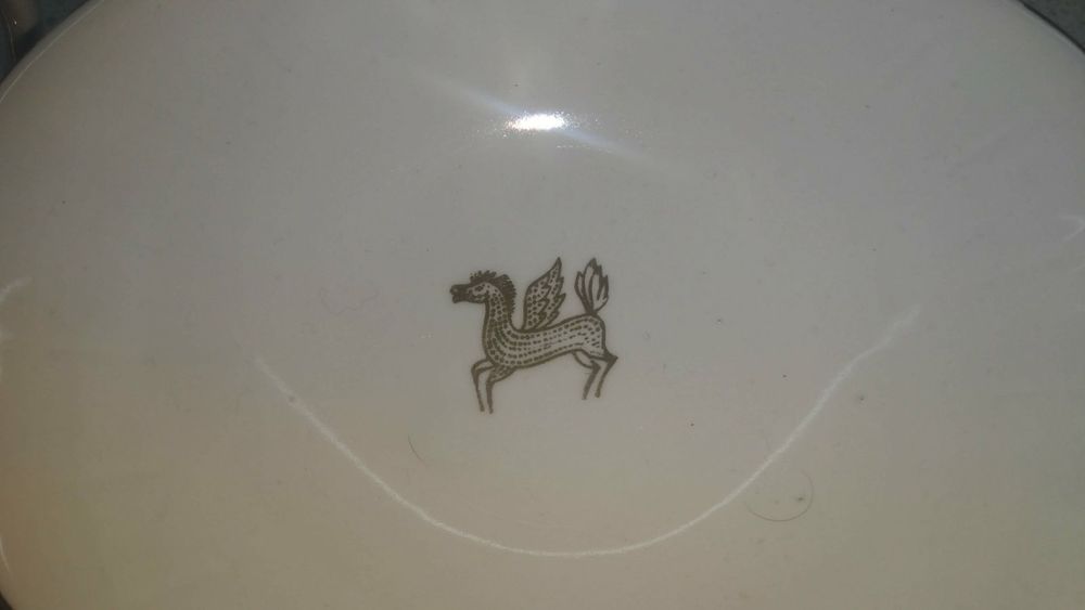 Сервиз в хорошем состоянии