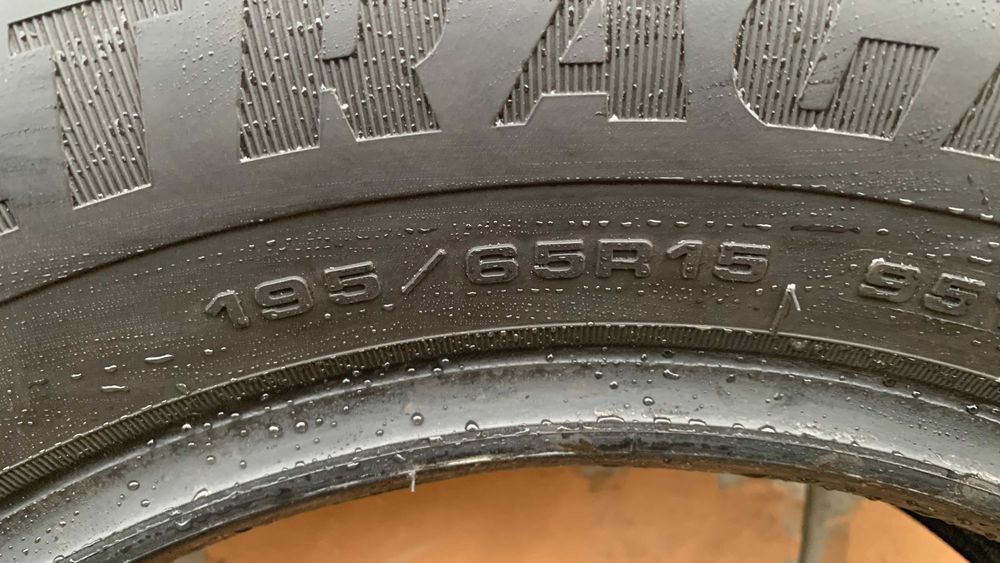 Продам Шини 195\65\15