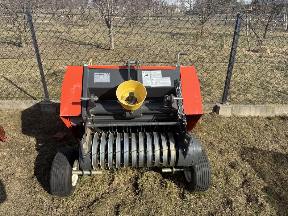 Mini prasa zwijająca do bel