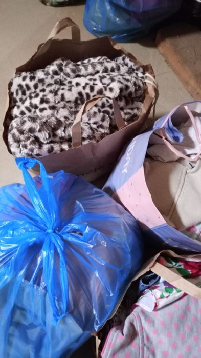 Paka ubrań dla dziewczynki rozmiar 98