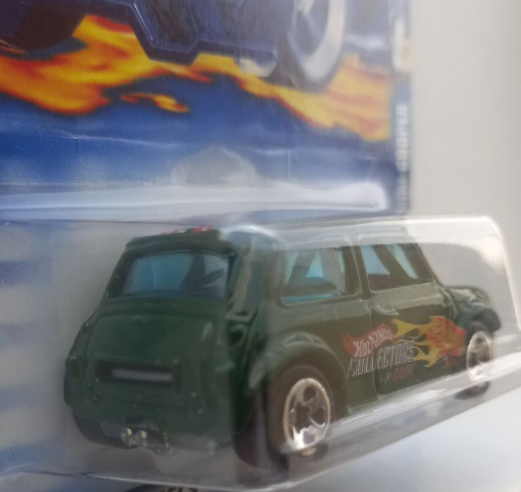 Hot wheels saiu no ano 2002 mini cooper