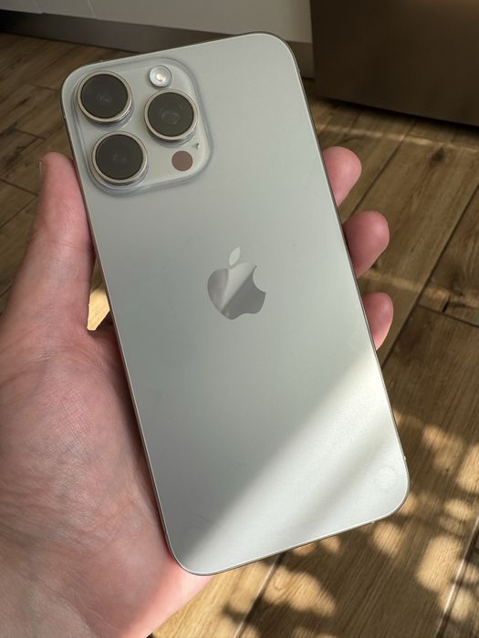 Iphone 15 Pro Max 256 Never E-Sim