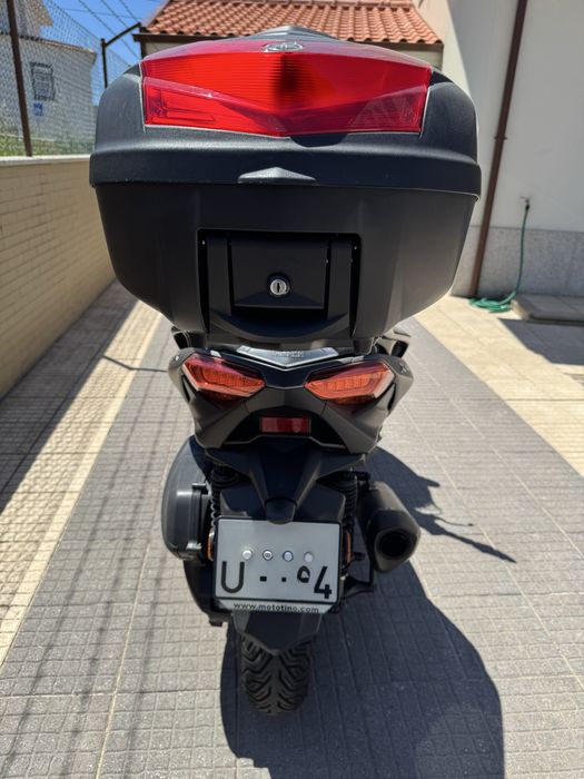 Yamaha X Max 300cc