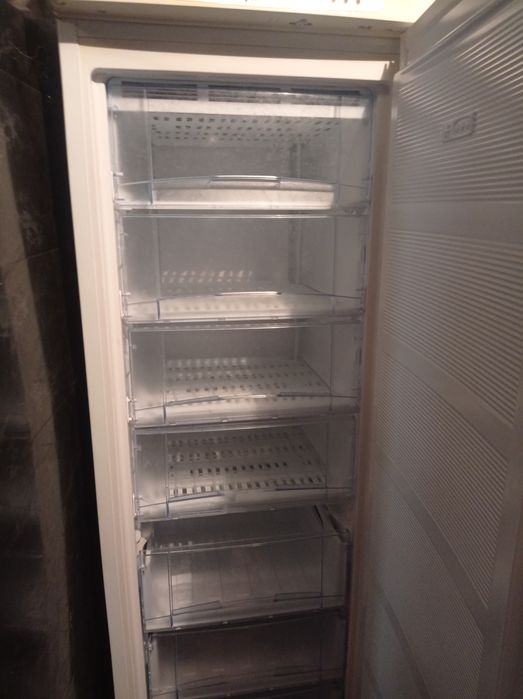 Морозильна камера