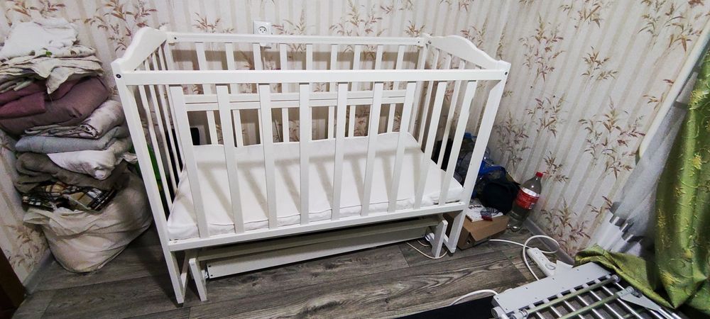 Продам дитячу кроватку, як Нова без слідів експлуатації