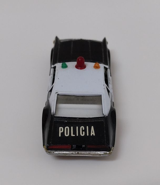 Miniatura antiga Auto Pilen Oldsmobille Toronado em escala 1/43