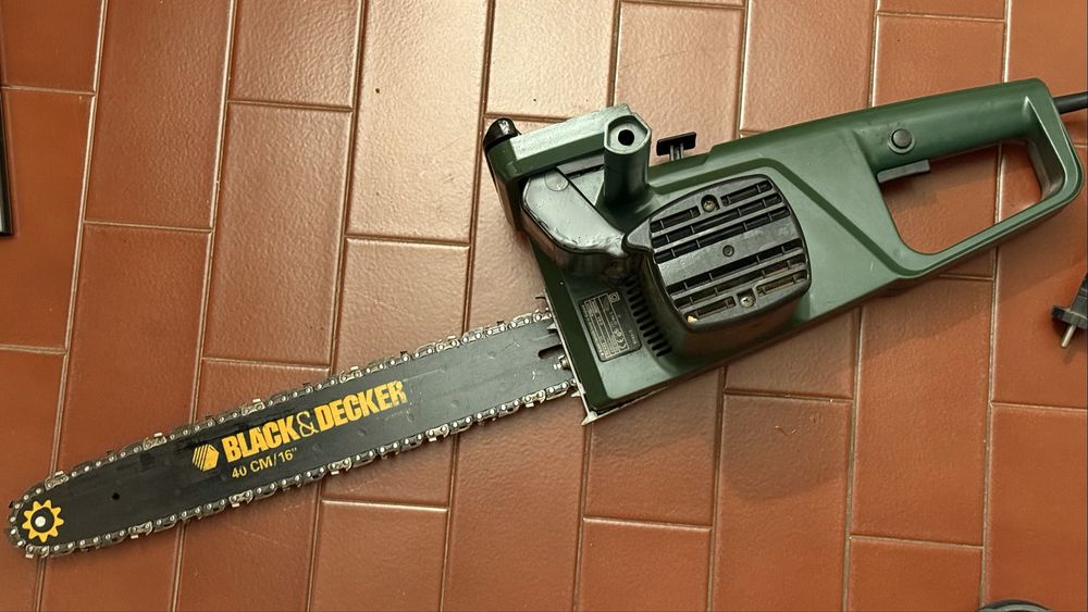 Serra elétrica como nova