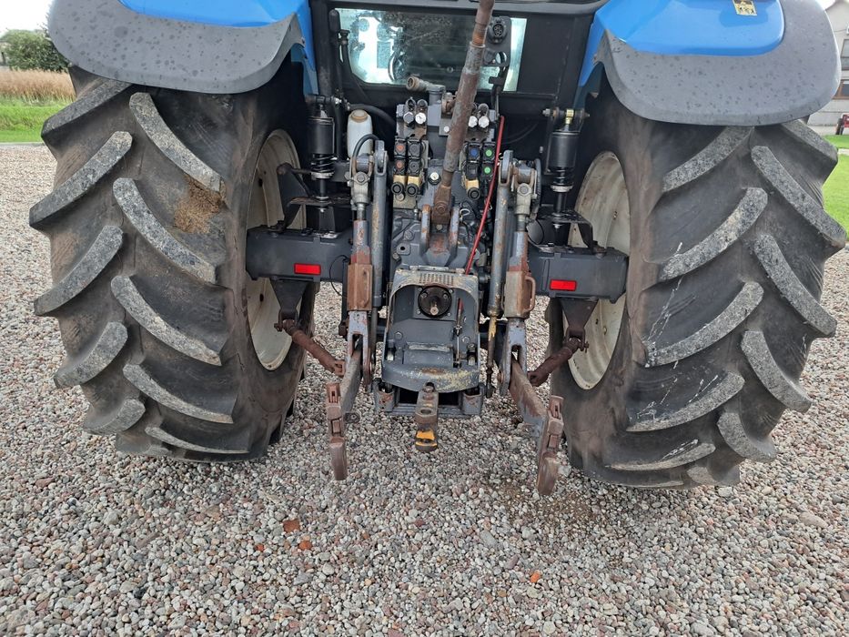 Ciągnik New Holland TM 150