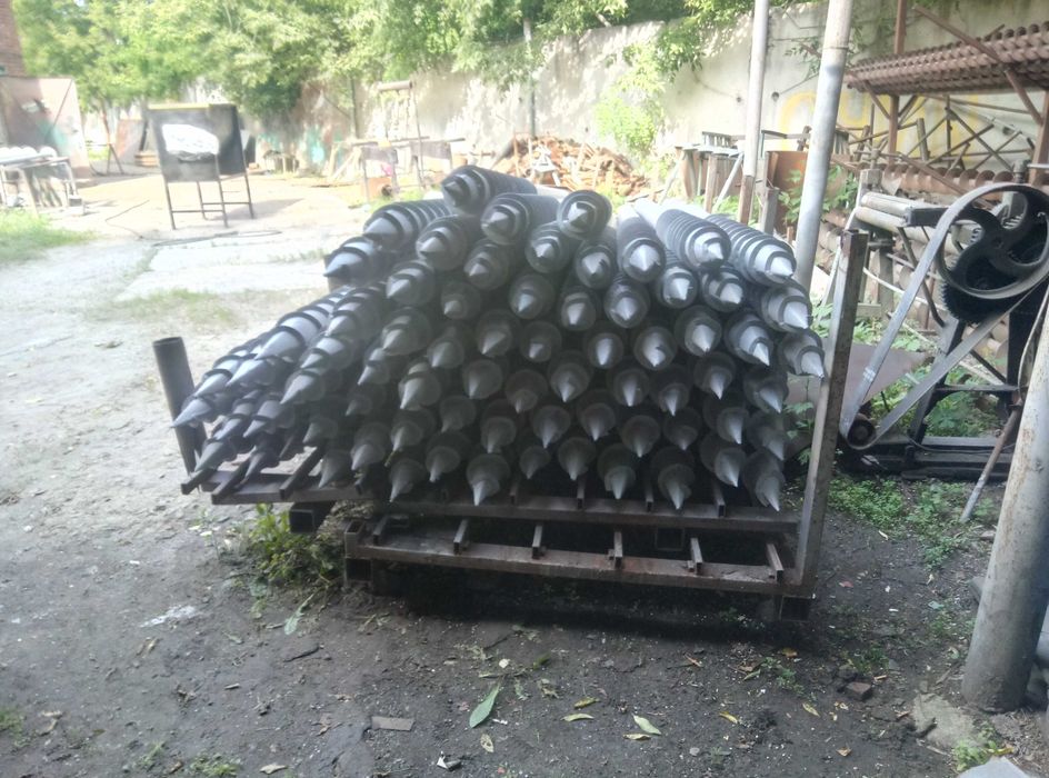 Винтовые сваи (гвинтові палі), геошуруп, свайний фундамен