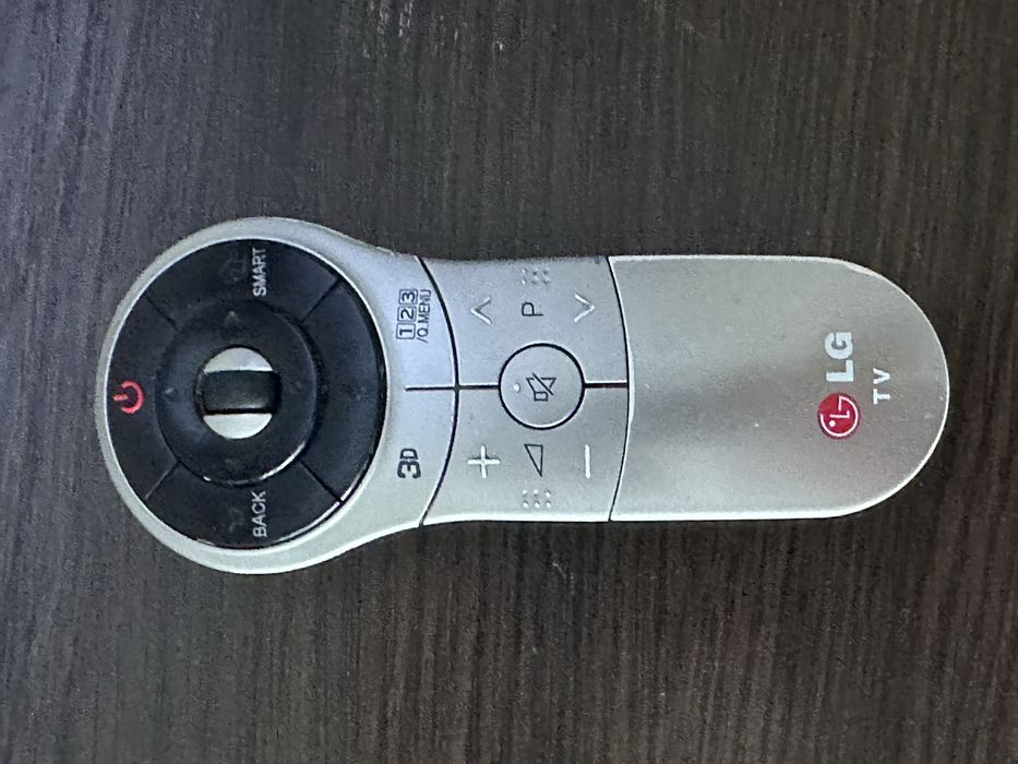 Телевізор LG 42 SMART 3D (смарт)