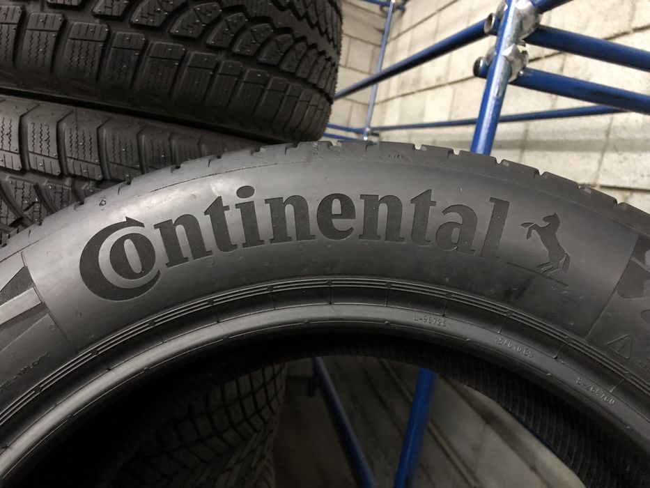 Літні шини 215/55 R17 (94V) CONTINENTAL