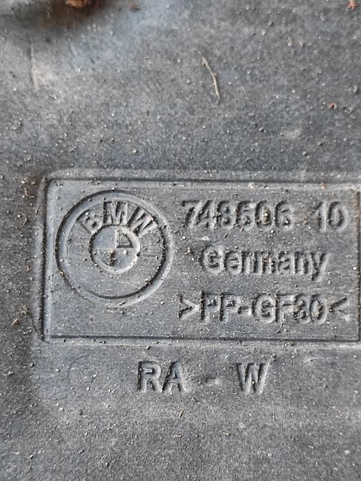 Osłona dolna pod skrzynię biegów BMW E61 e60