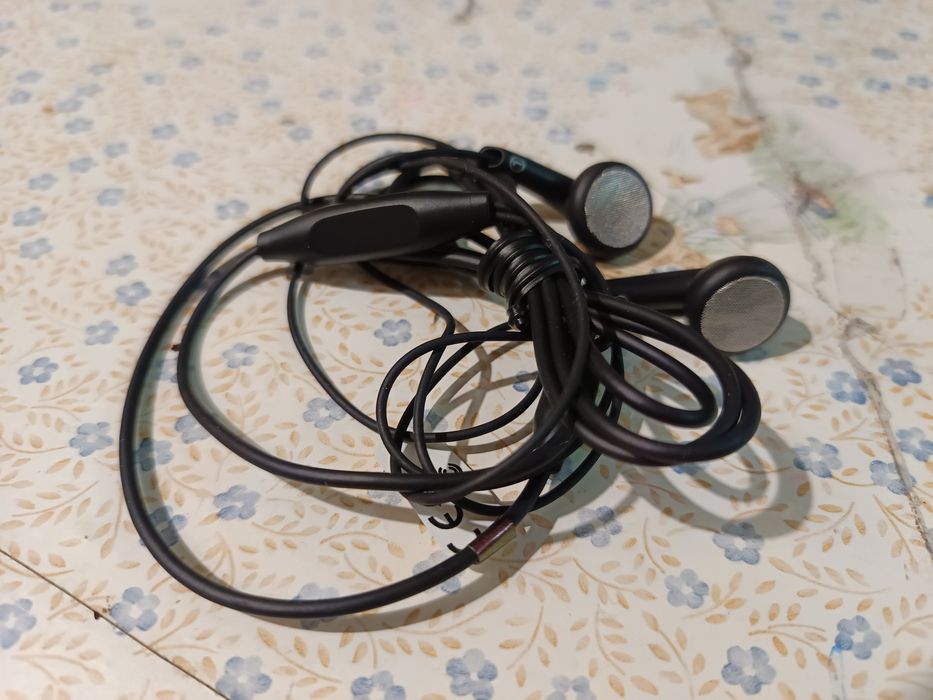 Vendo novo auscultadores bom estado