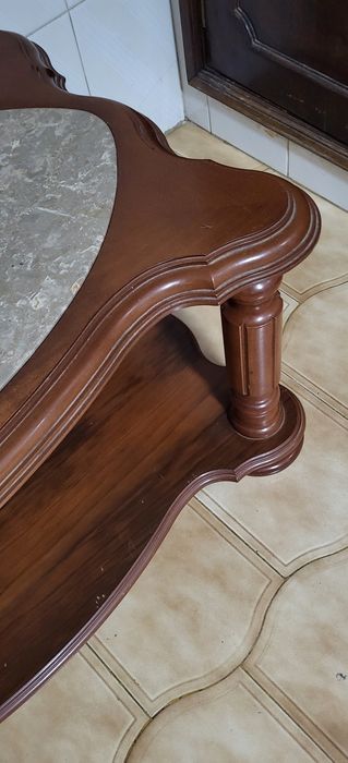 Mesa tampo de mármore