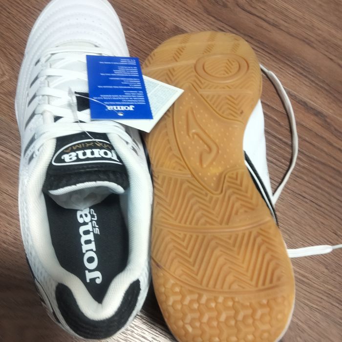 Tênis/ sapatilhas JOMA 44 NOVO