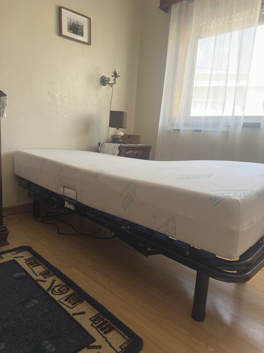 Cama Articulada com comando e apoio