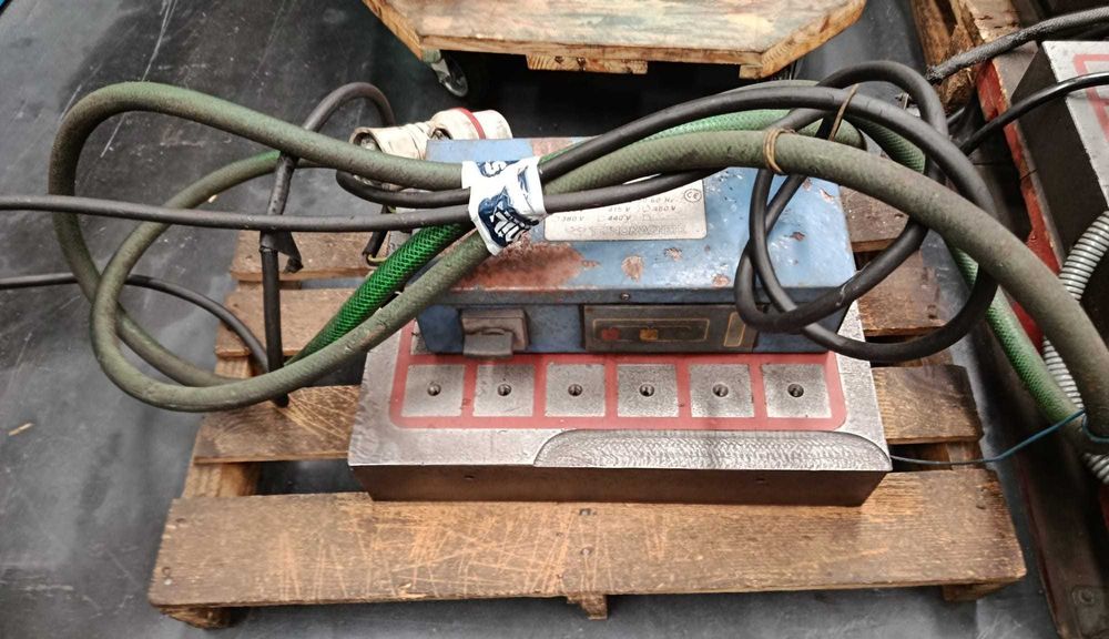 Mesa magnética c/ controlador TECOMAGNETE