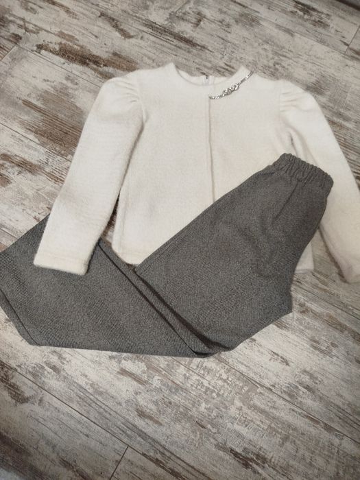 Стильний костюм: м'який джемпер ангора та брюки в ялинку, розмір  134