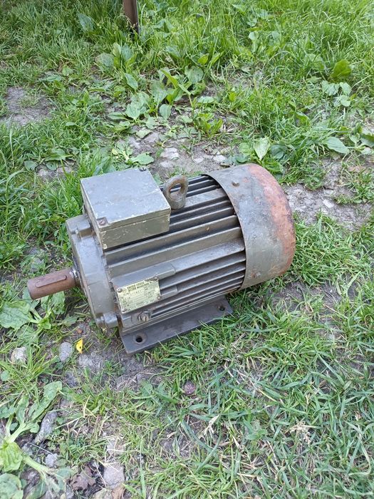 Sprzedam silnik elektryczny 2.2kw