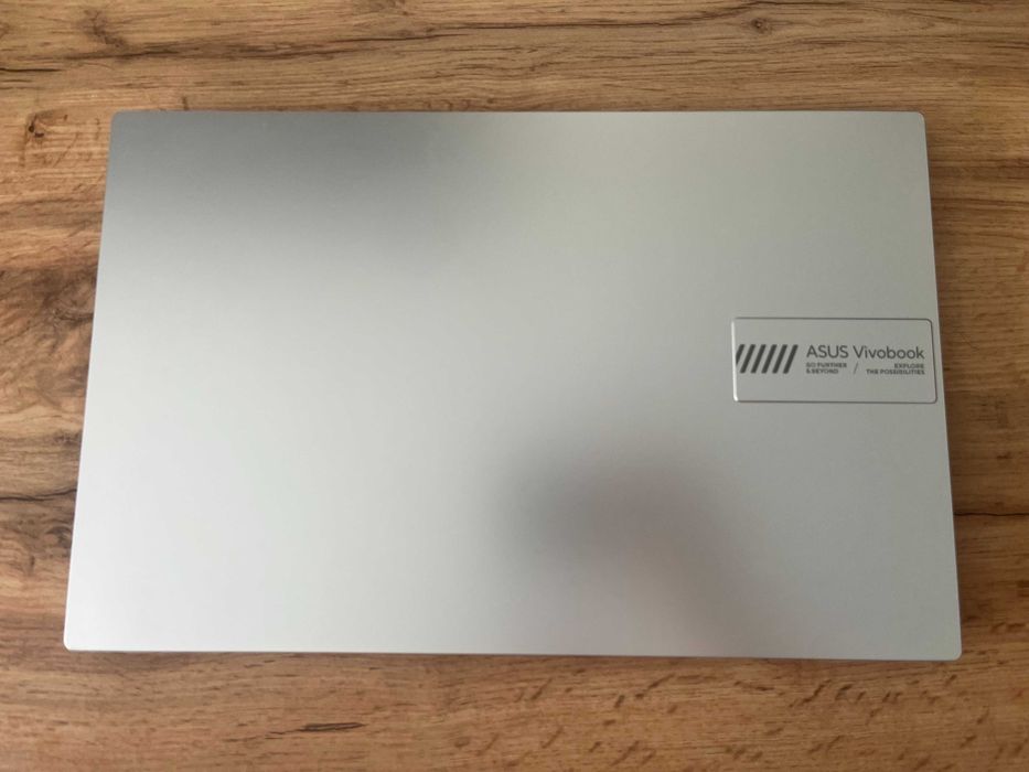 ASUS VivoBook Go E1504FA – OLED, 16GB RAM, 512GB SSD, jak nowy!