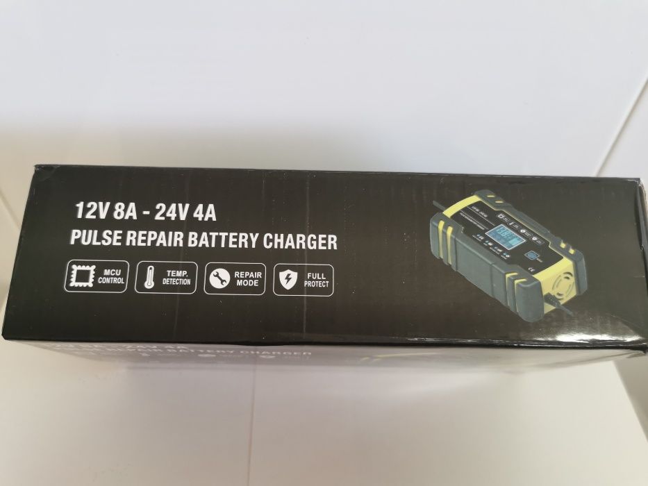 Carregador de bateria inteligente auto / motos 12 V a 24 V ( NOVO )