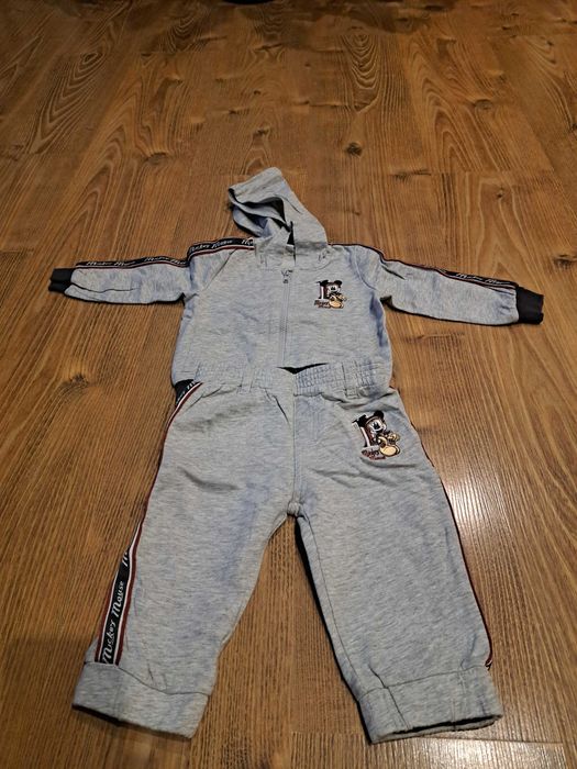 Paka ubranek dziewczęcych- r. 62