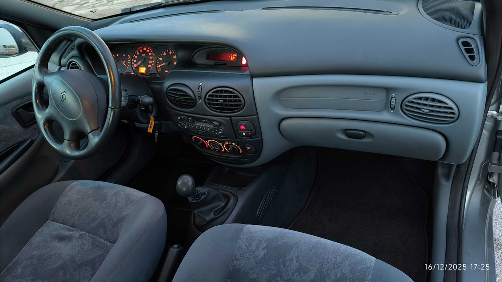 Renault Megane 1.4 Classic 1998 muito bom estado