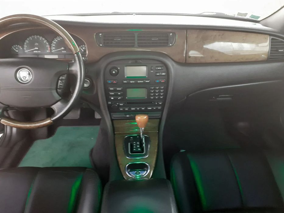 Jaguar S-Type 2.5 V6 Executive