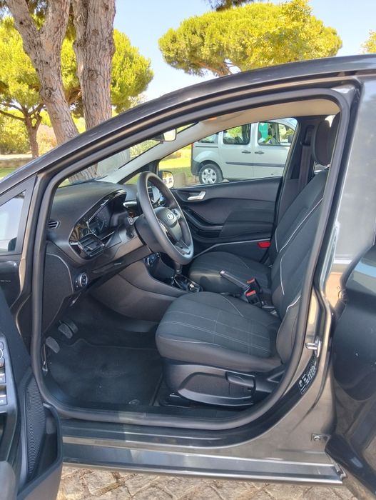 Ford Fiesta Business 1.1 – 85 cv | Janeiro 2018 | 56 300 km