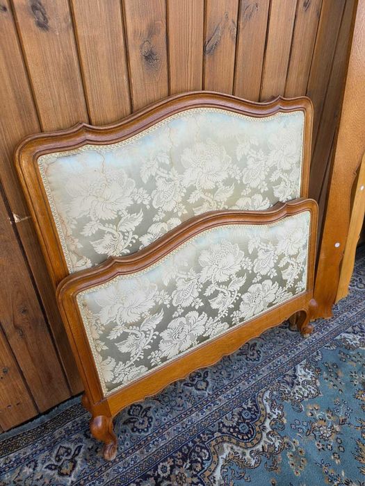 Stylowe łóżko Ludwik z tapicerowanym wezgłowiem #2349 Stylowy Węgrów