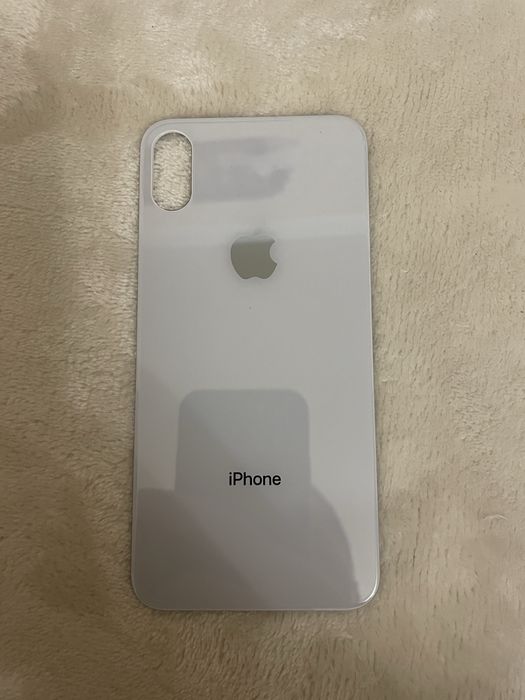 Задняя крышка на Айфон х белого цвета