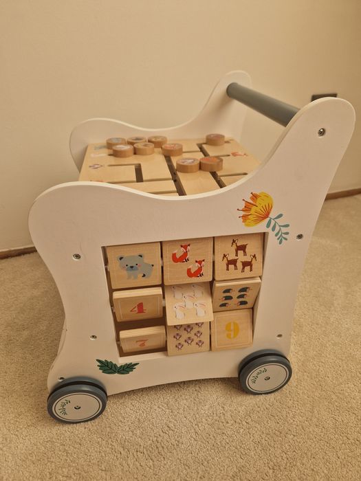Drewniany pchacz Adam Toys
