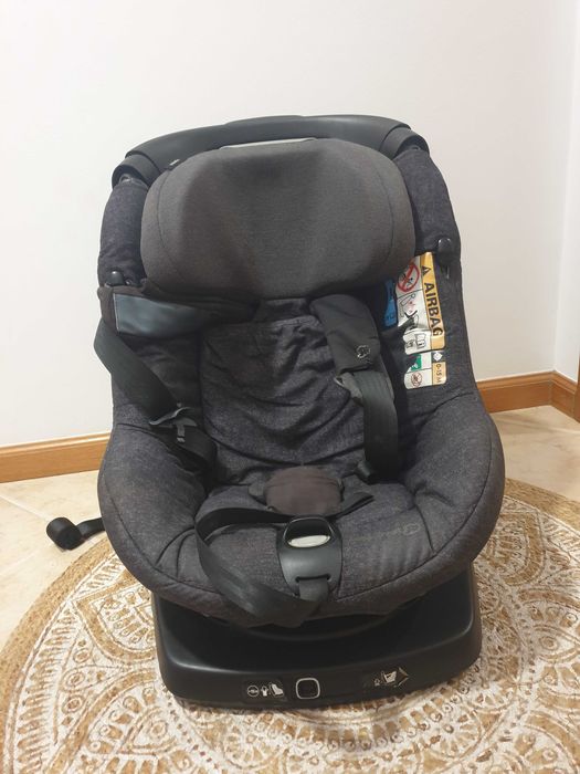 Cadeira Auto 360º Bebé Confort Assisfix 61cm-105cm