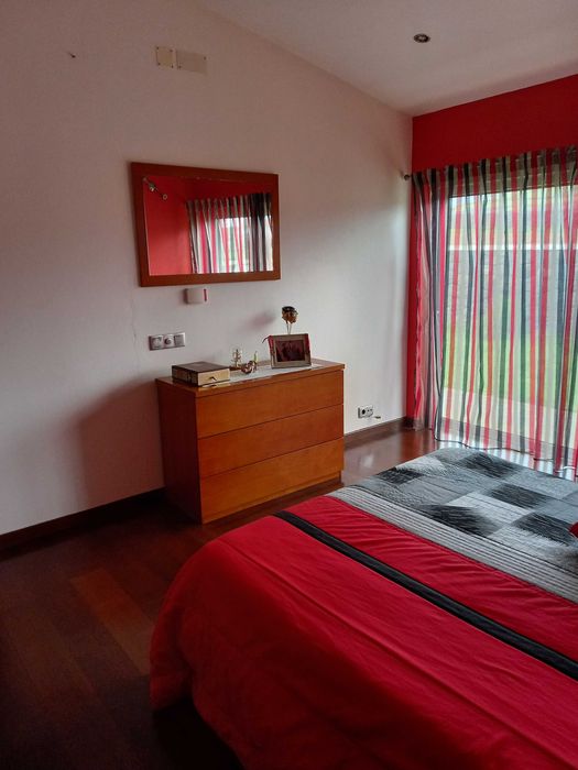 Moradia T3 com Garagem - Porto Martins