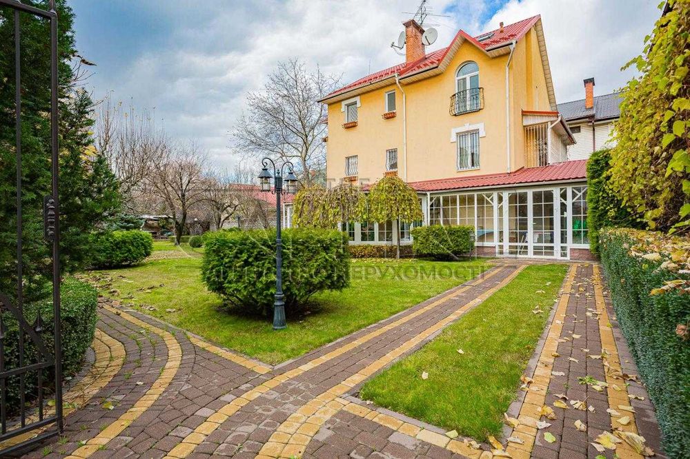 Оренда автономного сучасного будинку Осокорки, 220м2, вихід до Дніпра