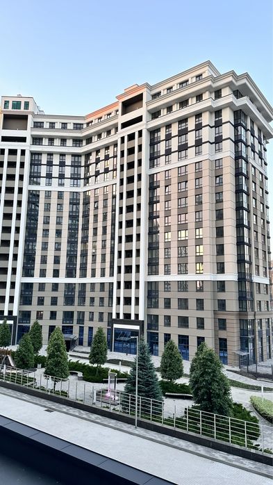 Квартира з новим ремонтом.ЖК Центральний 2.Центральний парк