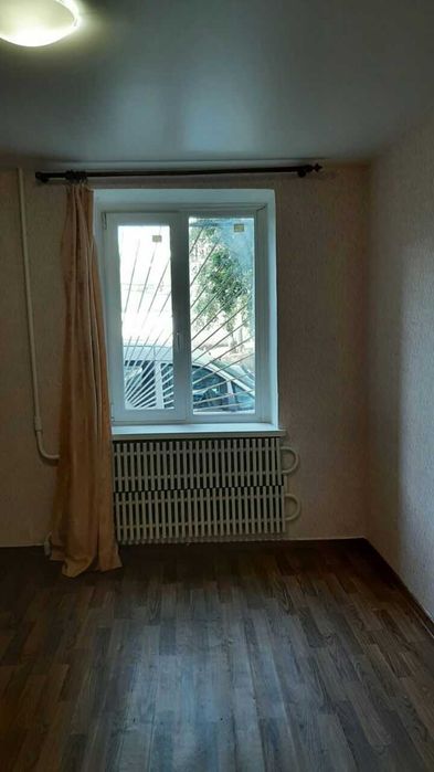 Продам 1к. гостинку на Холодной Горе
