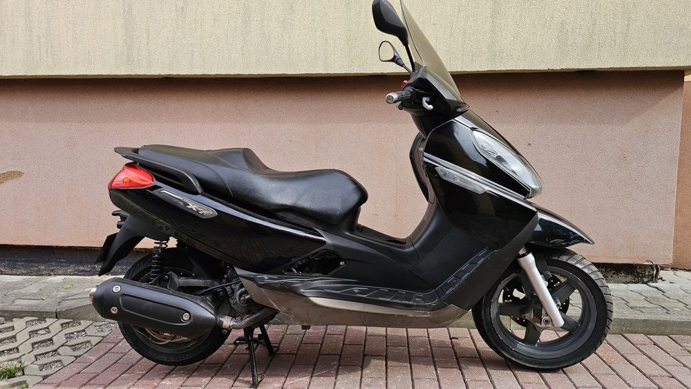 Piaggio x7 sport   300/125 gilera nexus  kat B lub zamiene transport