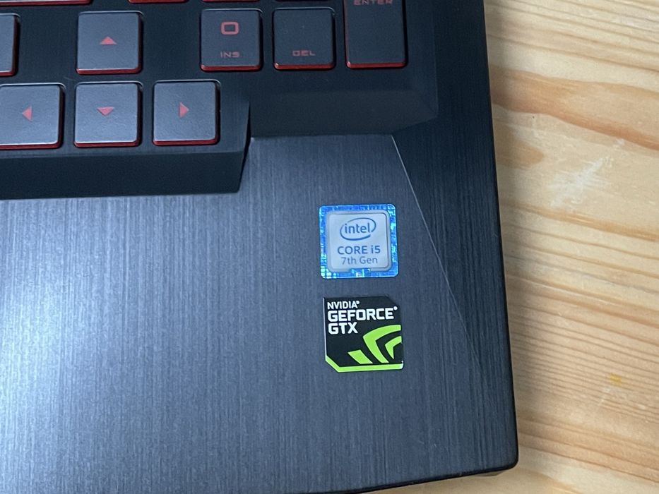 Hp omen 15 16Gb ram i5 gtx1050 4gb ssd256gb hdd 1tb