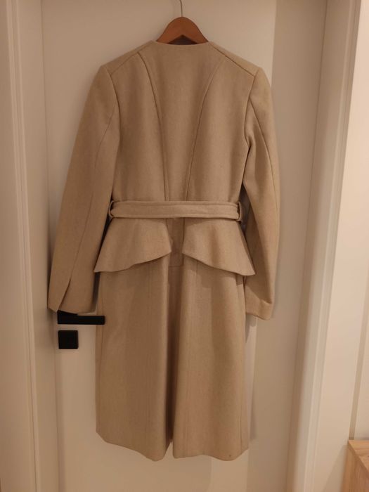 Płaszcz wełniany H&M beżowy z baskinką, rozmiar 38