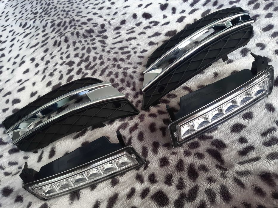 Mercedes ML w164 LIFT światła kratki DRL dzienne LED komplet 2 SZTUKI