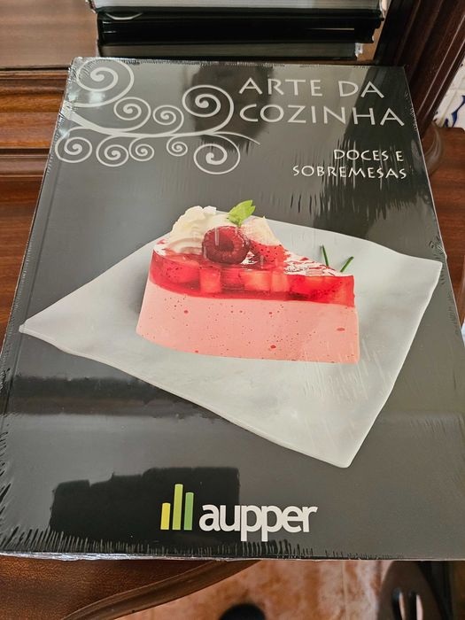 Coleção de 9 livros e DVD Arte da cozinha novos