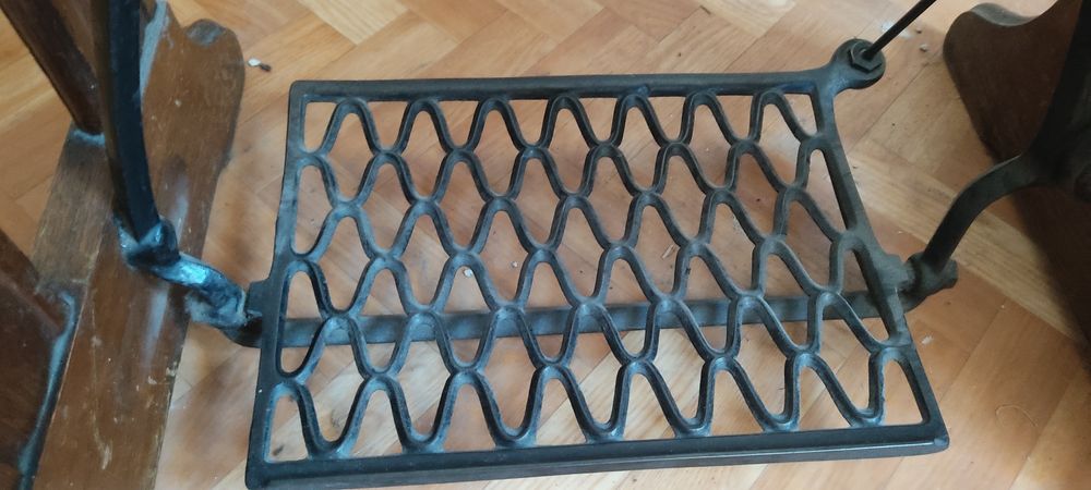 Sprzedam zabytkową maszynę do szycia SINGER