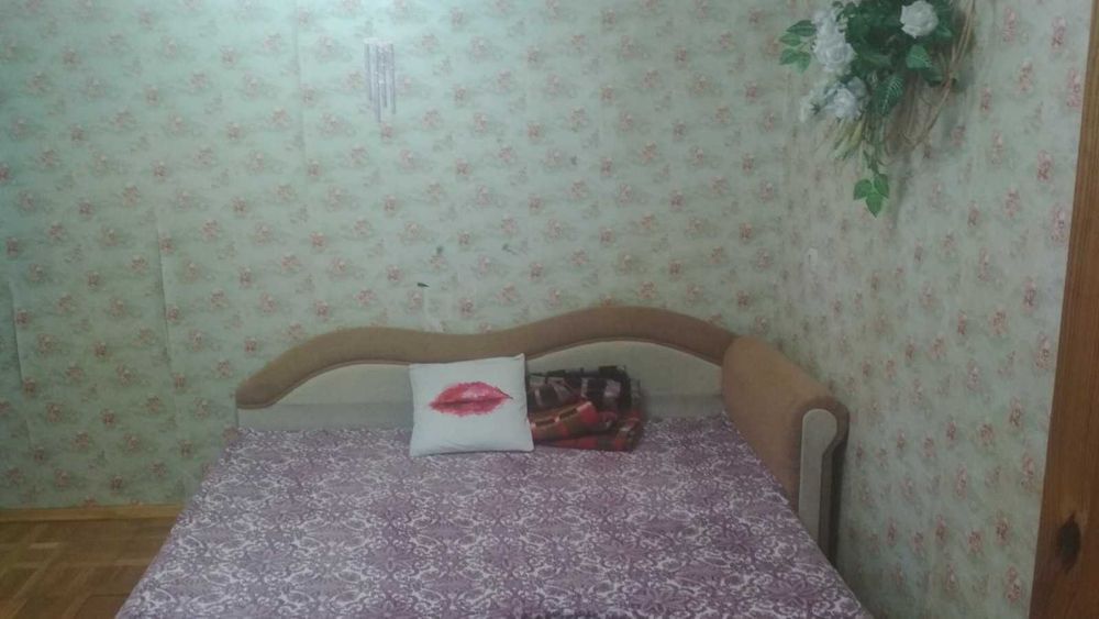 Сдам комнату девушке комната женщине в 3х комнатной квартире