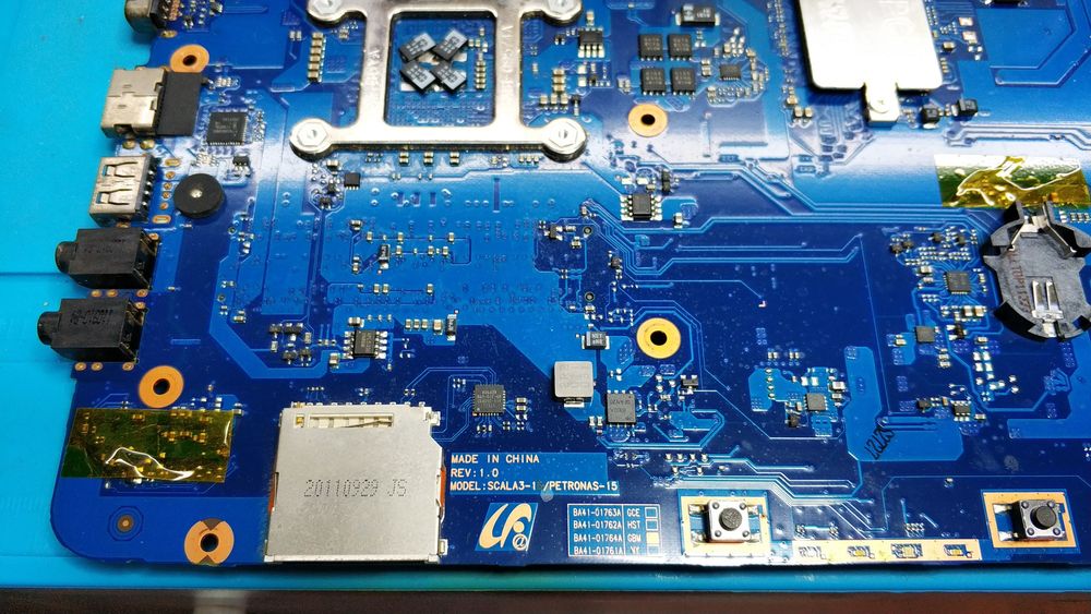 Motherboard Samsung NP300 EA5 testada a funcionar64740937870465122