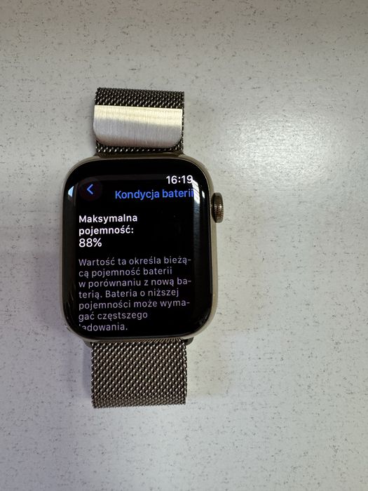 APPLE Watch 8 GPS Cellular 45mm ze stali nierdzewnej kolor złoty