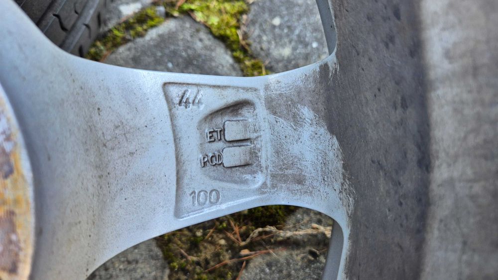 4x kola na oponach letnich 4x100 Et44 R15