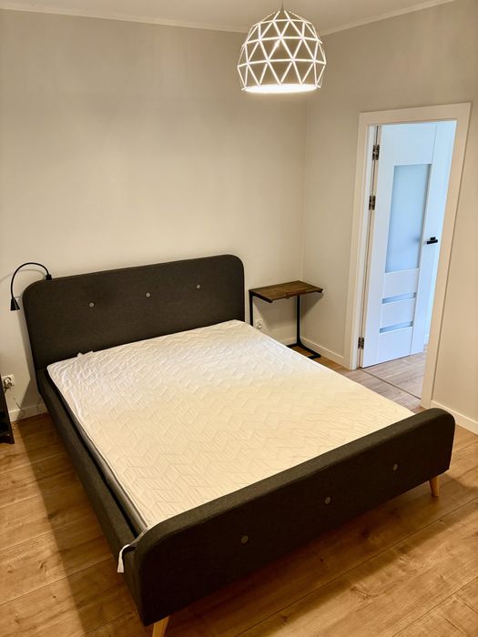 Rezerwacja Apartament z tarasem i ogródkiem 4 minuty od rynku, cisza i spokój w centrum - Widok 3